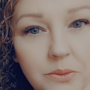 Meet your Posher, Kristine